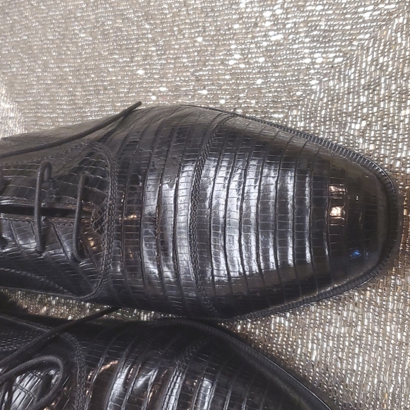 SOLD!! DAVID EDEN Genuine Croc Lace Ups - Size 11 - Picture 3 of 10